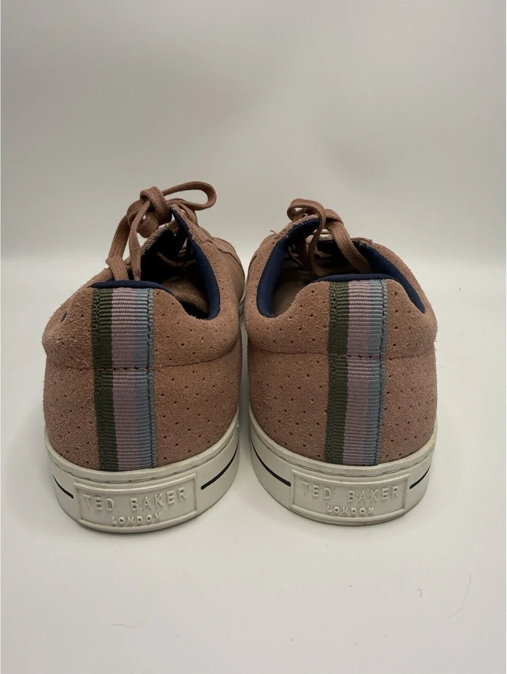 Ted Baker EPPAD Suede Textured Trainer Sneakers Dusty Pink US Sz 8.5 Mens